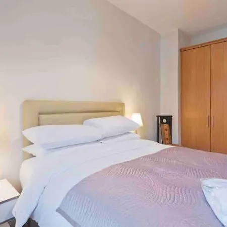 Luxury Two Bedroom In *