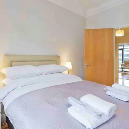 Luxury Two Bedroom In * Dublin