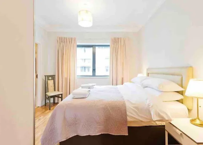 Luxury Two Bedroom In * Dublin