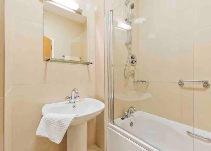 Luxury Two Bedroom In * 더블린